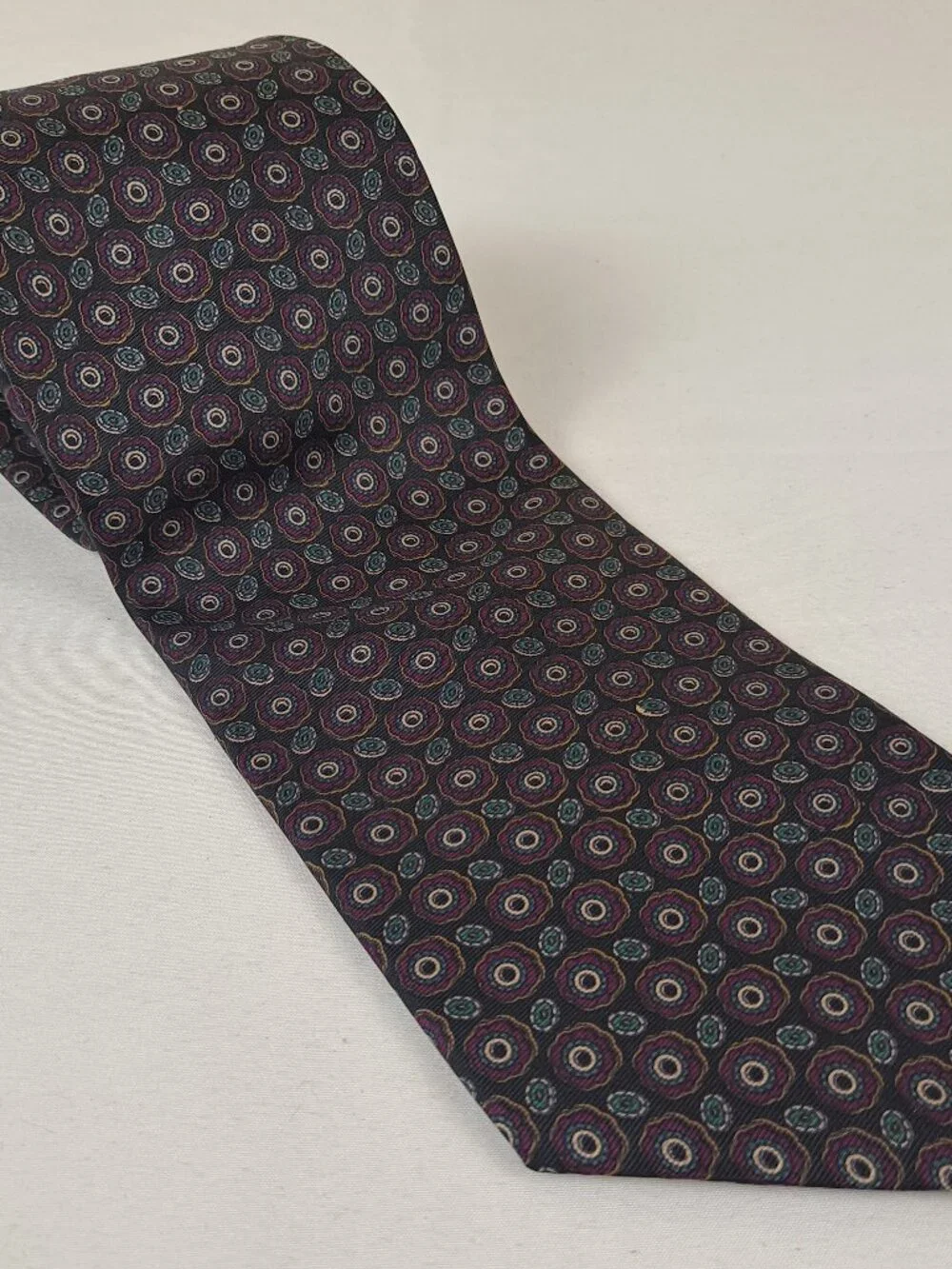 Accents by Isaac Zelcer 100% Silk Men's Tie Navy Blue Red Circles Office Gifts